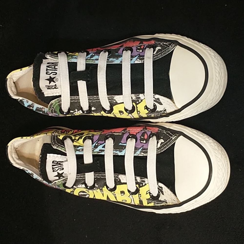 Converse slip on zombie size 4Y - Picture 2 of 12